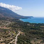 Βίλα Katerina Mentoros Καραβάδος