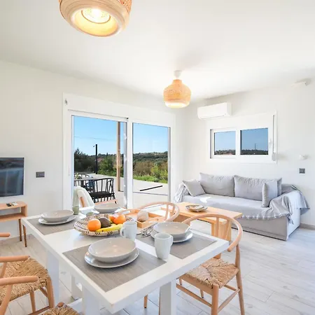 Katerina Mentoros Villa Karavádhos